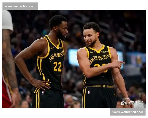 火箭对决勇士焦点之战直播解析赛场瞬间与胜负悬念全程回顾与战术看点